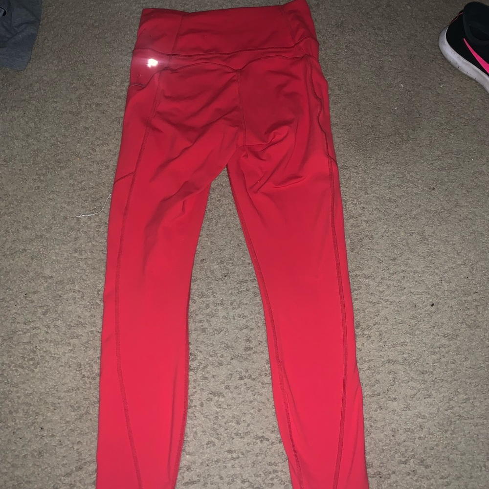 Red fabletics leggings